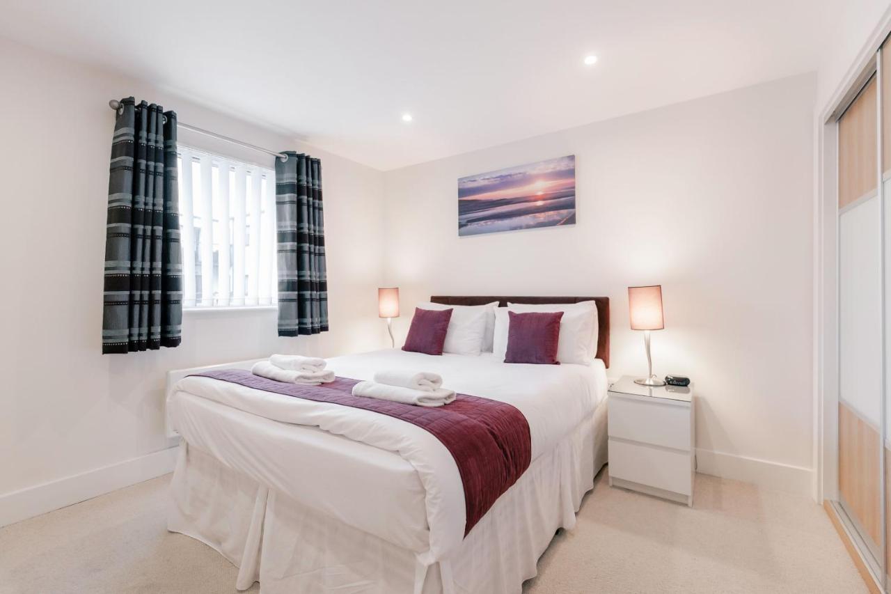אפסום Roomspace Serviced Apartments - Capitol Square מראה חיצוני תמונה